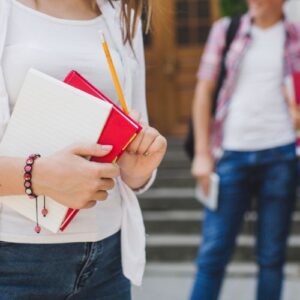 Card Licenciatura en Educación Prosecución de Estudios
